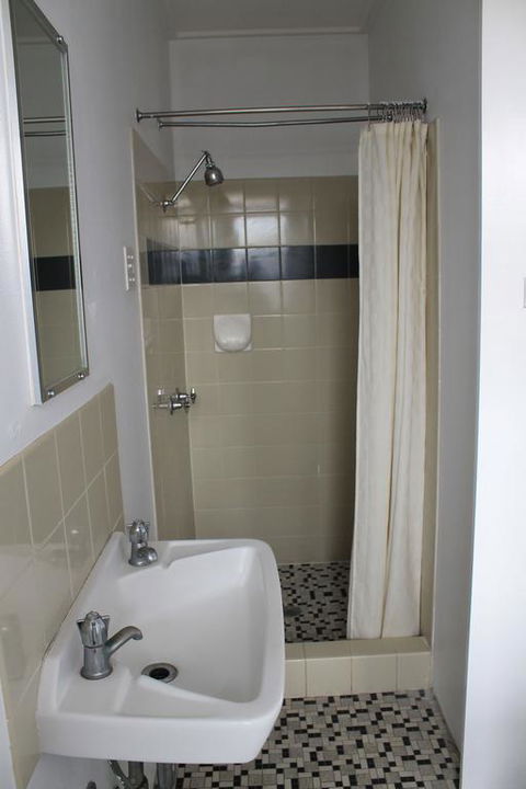 Hotel Beach House Nambour - Accommodation Resorts 1