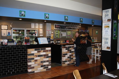 Hotel Beach House Nambour - Accommodation Resorts 3