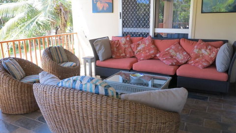 Island View Unit 3/40 Marine Parade - Accommodation Resorts 2