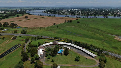 Jacaranda Motor Lodge - Accommodation Resorts 3