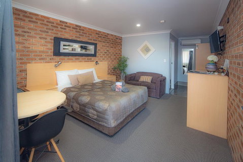 Jumbuck Motor Inn - Accommodation Resorts 0