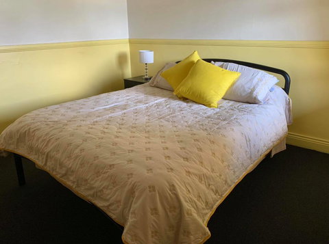 Kellys Top Pub - Accommodation Resorts 2