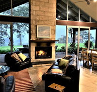 Kenwood Bank Vineyard Retreat - Accommodation Resorts