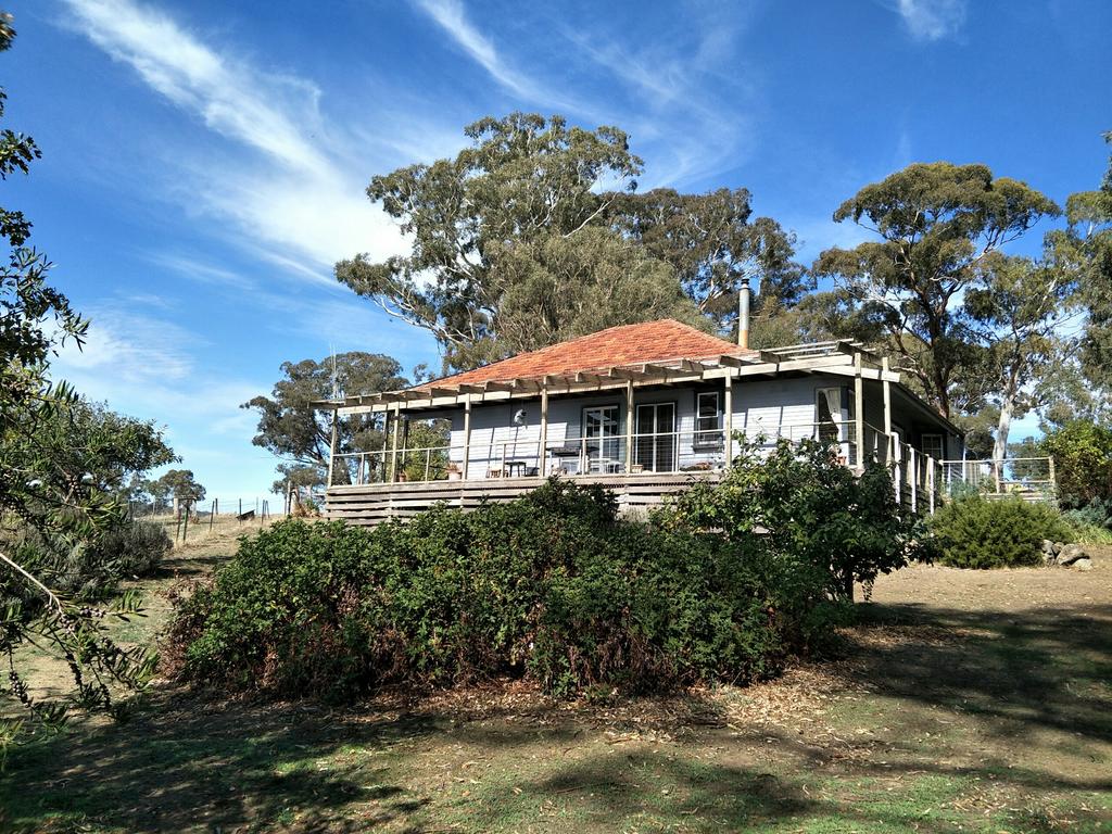  Accommodation Resorts