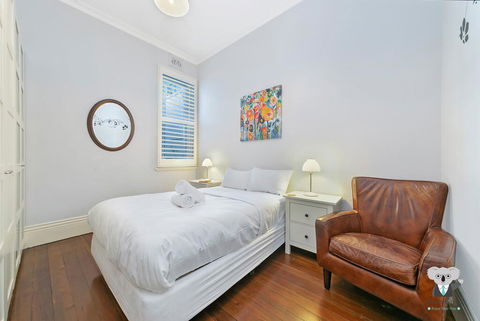KOZYGURU ROZELLE COSY DREAM HOLIDAY HOME 3 BED HOUSE + FREE NRZ196 - Accommodation Resorts 3