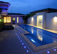 Kraimorie Large family beach house with pool superb water views pool and games room - Accommodation Resorts