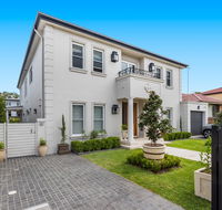 La Maison 1789 Boutique Guest Apartment - Accommodation Resorts