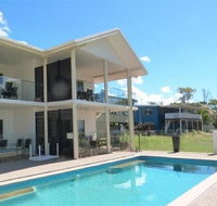 La Riviera - Accommodation Resorts