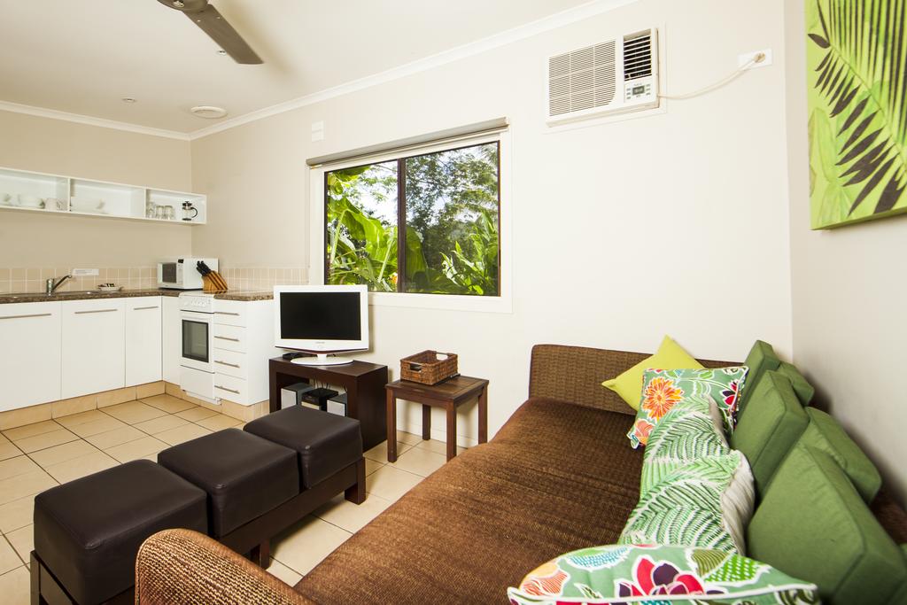 Caravonica QLD Accommodation Resorts