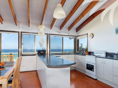 Lawsons At Blueys - Accommodation Resorts 3