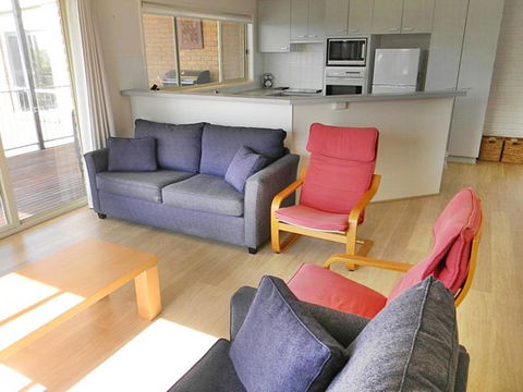 LIFE'S A BEACH - Accommodation Resorts 1