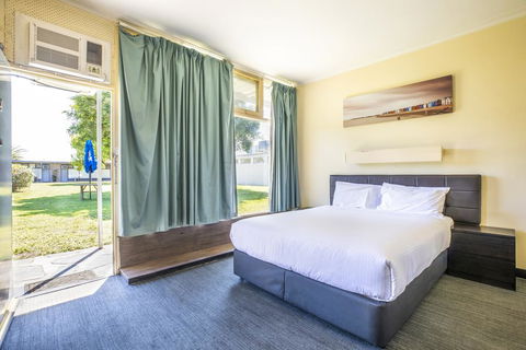 Links Hotel - Accommodation Resorts 2
