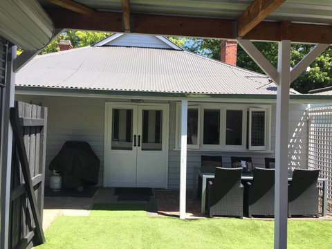 Lucy's Cottage - Accommodation Resorts 3