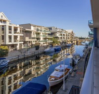 Luxurious Mandurah Marina Apartment - Accommodation Resorts