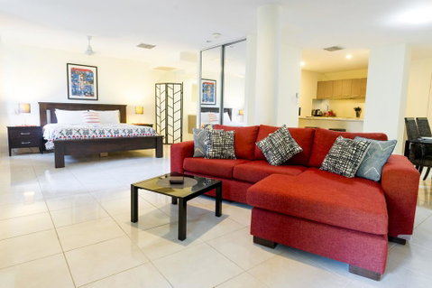 Luxury 1 Bed Apartment, New King Bed & Bath - Accommodation Resorts 0