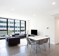Luxury 3 Bedroom Apartment in an Amazing Location - Accommodation Resorts