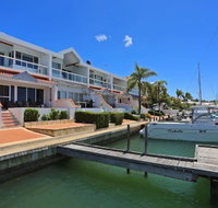 Luxury Canal Vista - Accommodation Resorts