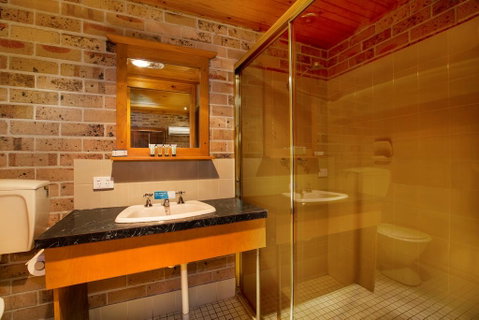 Macquarie Inn - Accommodation Resorts 3