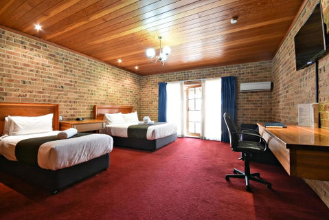 Macquarie Inn - Accommodation Resorts 2