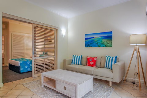 Macrossan House Boutique Holiday Apartments - Accommodation Resorts 2