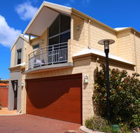 MANDURAH on the TERRACE - Accommodation Resorts