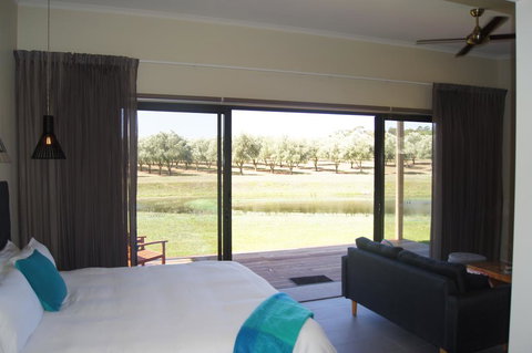 Manzanillo Grove Villa - Accommodation Resorts 0