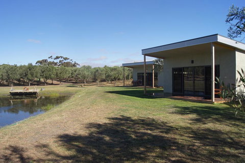 Manzanillo Grove Villa - Accommodation Resorts 1