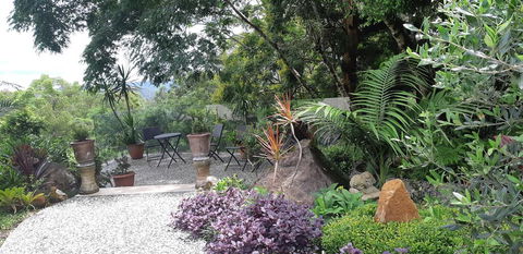 Mapleton Peaceful Provence BnB - Accommodation Resorts 3