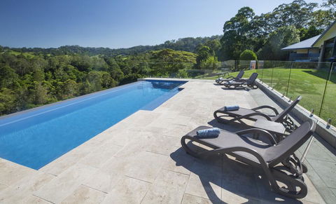 Mapleton Springs - Accommodation Resorts 0