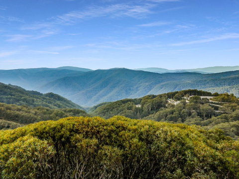 MarkII 4 West - Accommodation Resorts 2