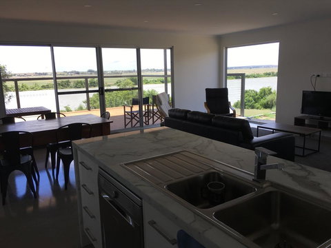 Matts River Rest - Accommodation Resorts 0