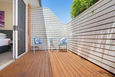 Mayfield Short Stay Apartments - Accommodation Resorts 3