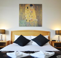 Meadowbrook Hotel Brisbane - Accommodation Resorts