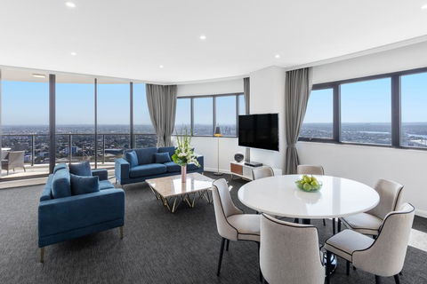 Meriton Suites Kent Street - Accommodation Resorts 0