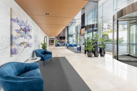 Meriton Suites Mascot Central - Accommodation Resorts 3