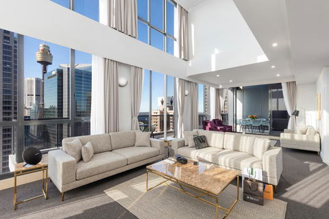 Meriton Suites Pitt Street - Accommodation Resorts 0