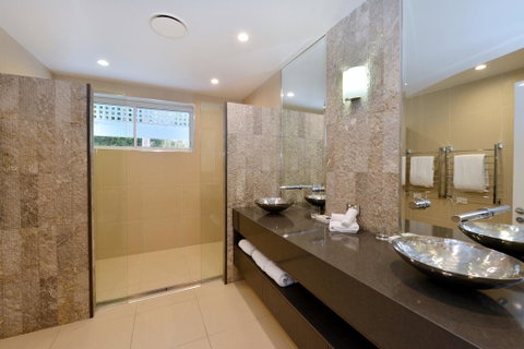 Mirage Luxury Villas - Accommodation Resorts 3
