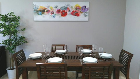 Modern 4-Bedroom House Near Singleton CBD Hunter Valley - Accommodation Resorts 2