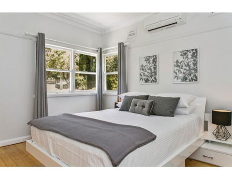 Modern Aus Home On The Edge Of North Ryde Oval - Accommodation Resorts 3