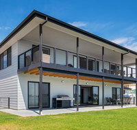 Moments on the Water - Accommodation Resorts