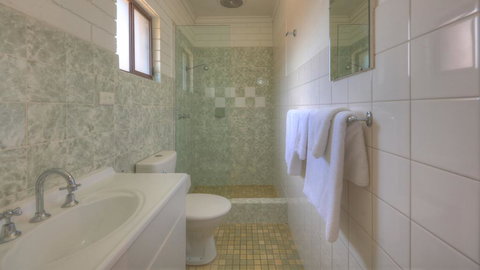 Motel Meneres - Accommodation Resorts 3