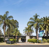 Motel Oasis - Accommodation Resorts