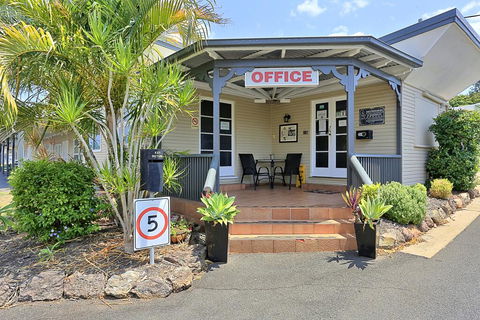 Ned Kelly's Motel - Accommodation Resorts 2