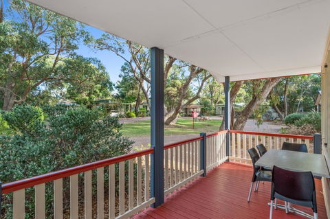 Discovery Parks - Woodman Point - Accommodation Resorts 40