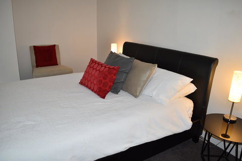 Central Executive Townhouse - Accommodation Resorts 3