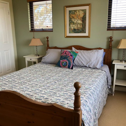 Mullaloo Beachfront Retreat - Accommodation Resorts 8