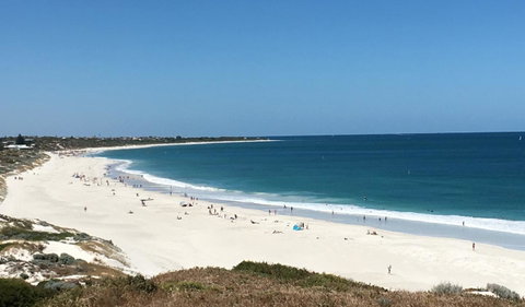 Mullaloo Beachfront Retreat - Accommodation Resorts 13