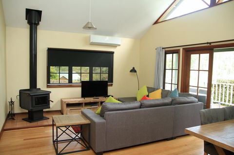 Riverglen Chalets - Accommodation Resorts 12