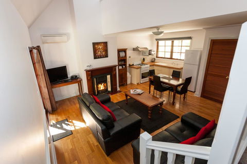 Riverglen Chalets - Accommodation Resorts 37