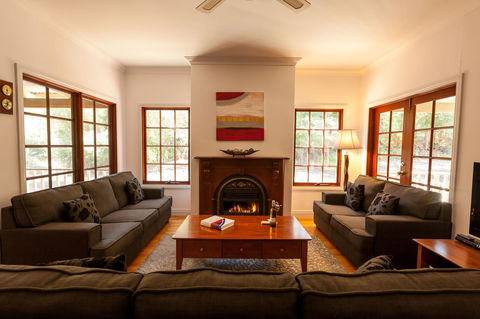 Riverglen Chalets - Accommodation Resorts 3